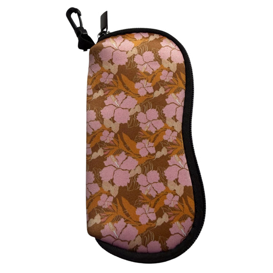 [Sunglass Case w/ clip] Pink Hibiscus Paradise